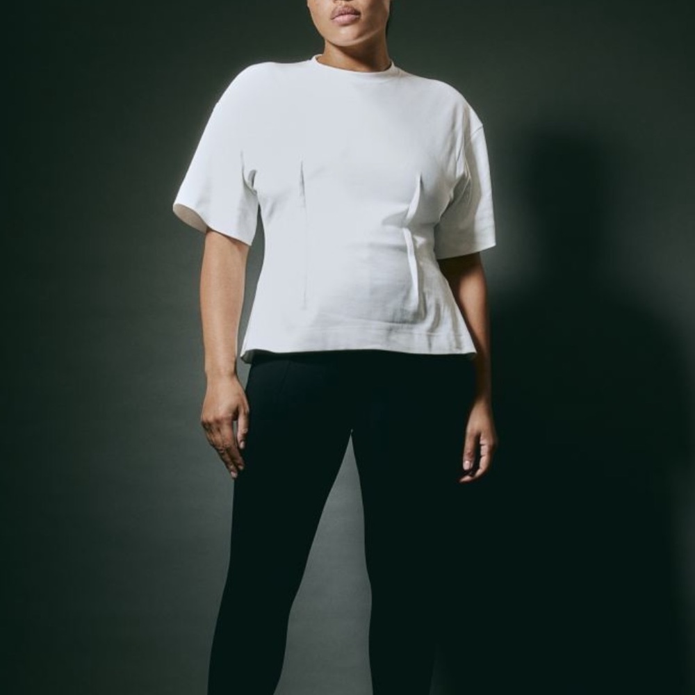 H&M Tapered White Tshirt - M